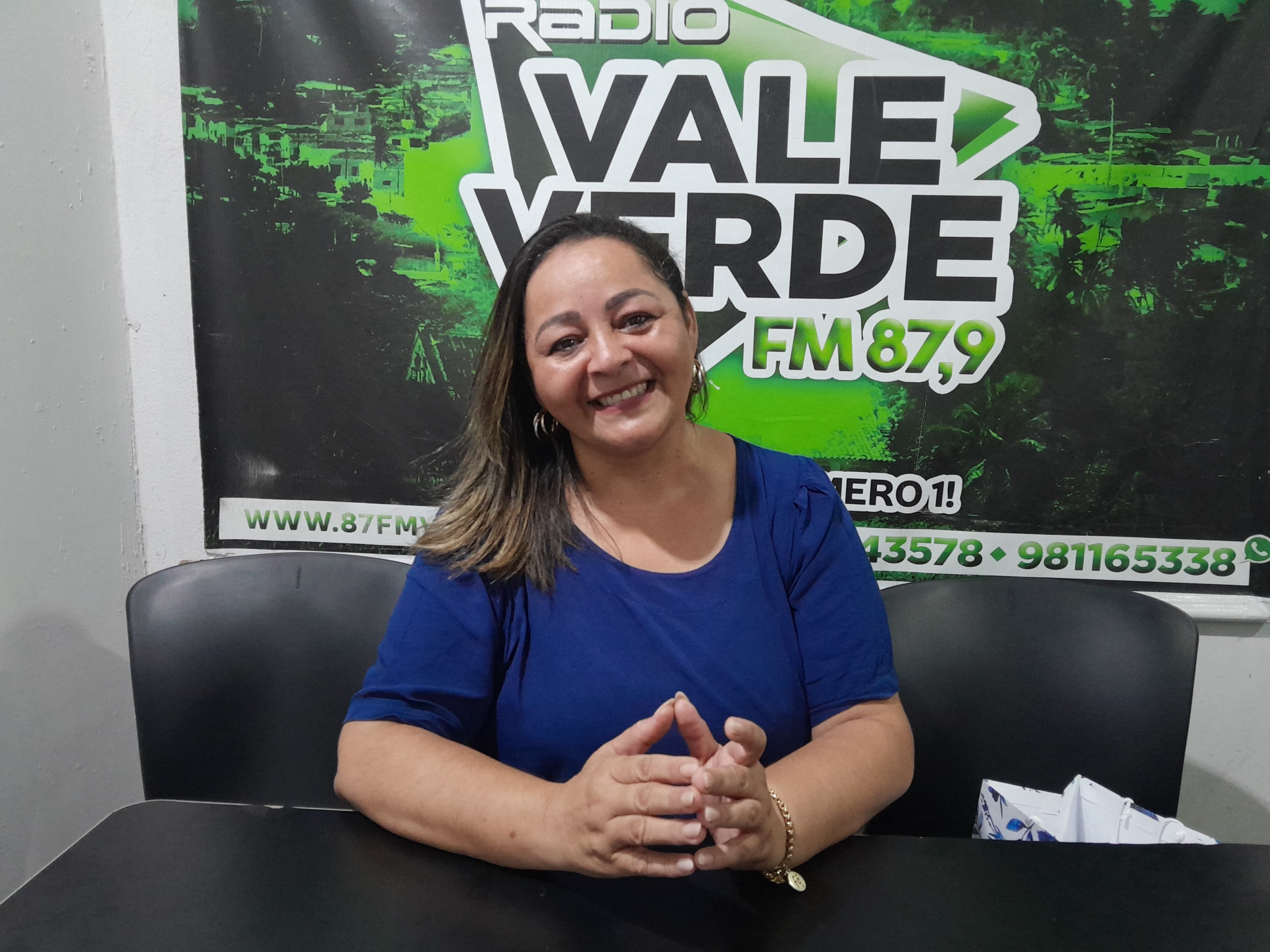 JORNALISTA JHANCY RICHELM REESTREIA NA FM TV VALE VERDE COM PODRÁDIO “JHANCY E VOCÊ”