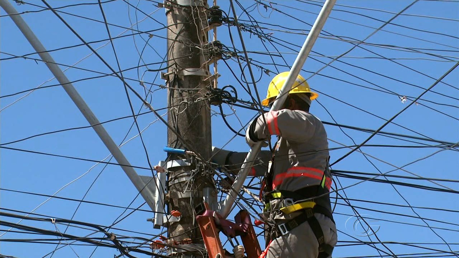 Aneel define que conta de energia no RN ficará mais barata a partir do dia 22