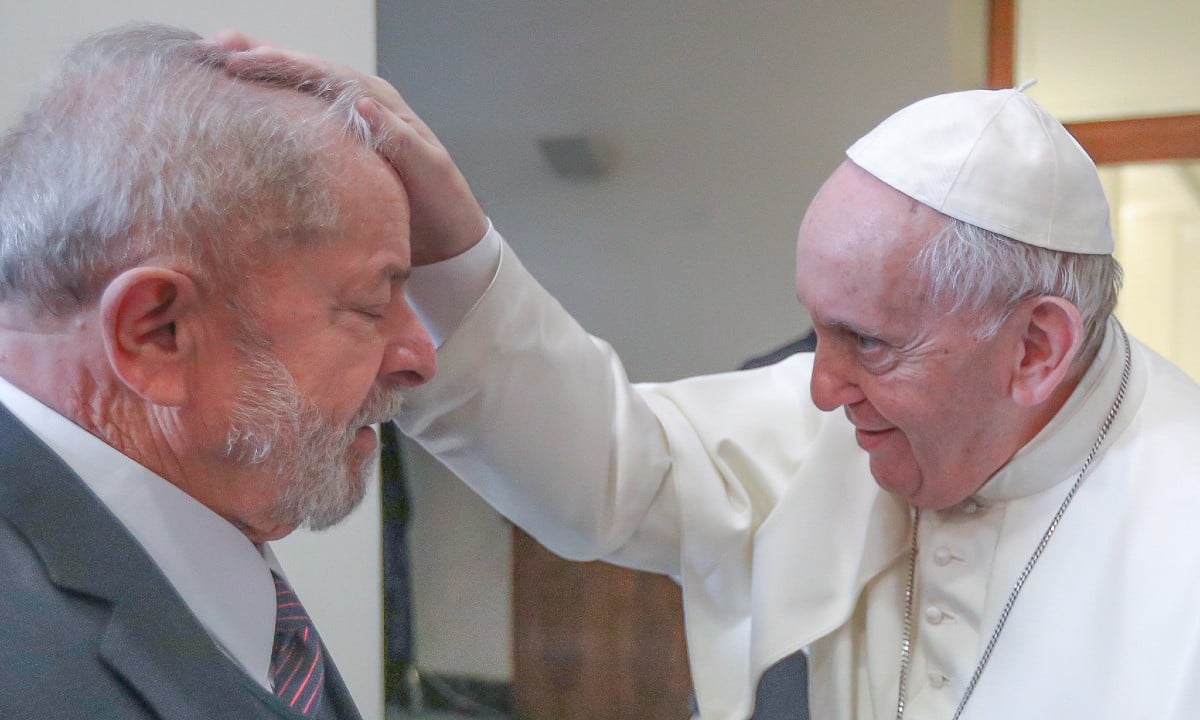 Lula lamenta morte de papa Francisco e decreta luto de 7 dias no Brasil