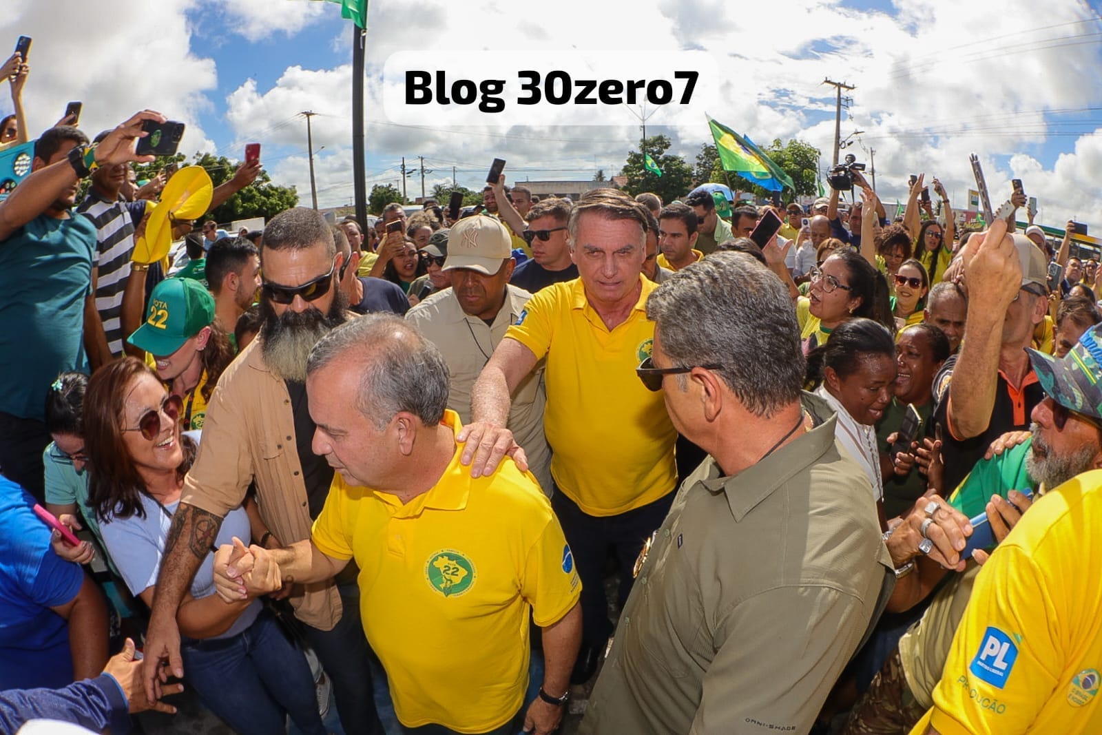 EX-PRESIDENTE JAIR BOLSONARO PASSA MAL E PODERÁ PASSAR POR CIRURGIA EM NATAL