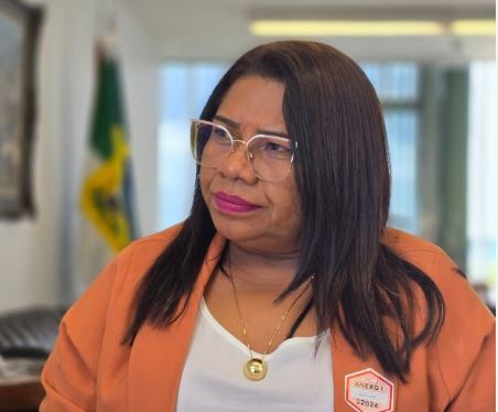 PARNAMIRIM: AMEAÇAS DE MORTE E OFENSAS RACISTAS À PREFEITA NILDA SERÃO INVESTIGADAS PELA POLÍCIA